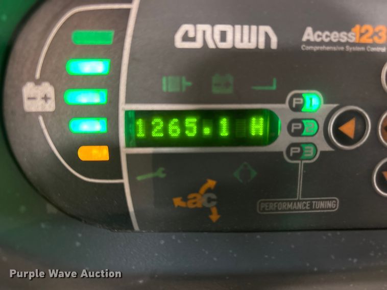 image for item EF1024 2018 Crown SP3520-30 order picker