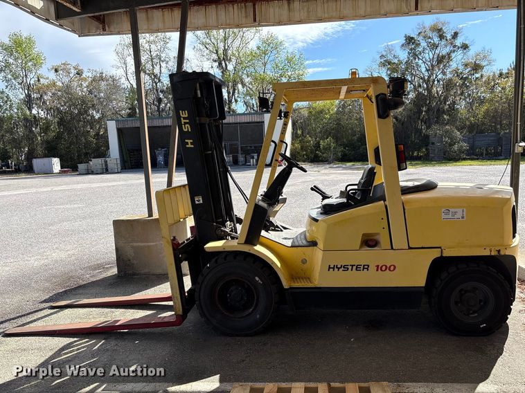 image for item EF1032 2012 Hyster 1000 forklift
