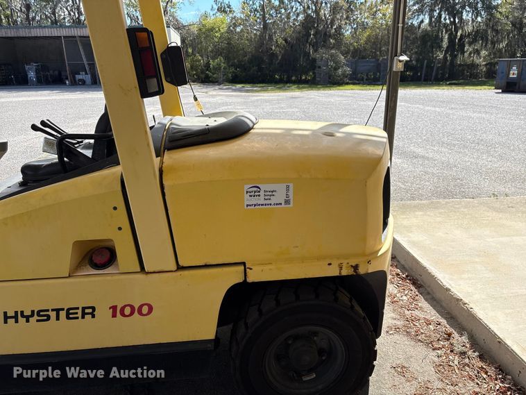 image for item EF1032 2012 Hyster 1000 forklift