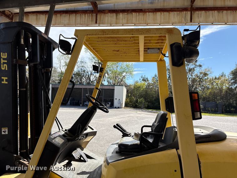 image for item EF1032 2012 Hyster 1000 forklift