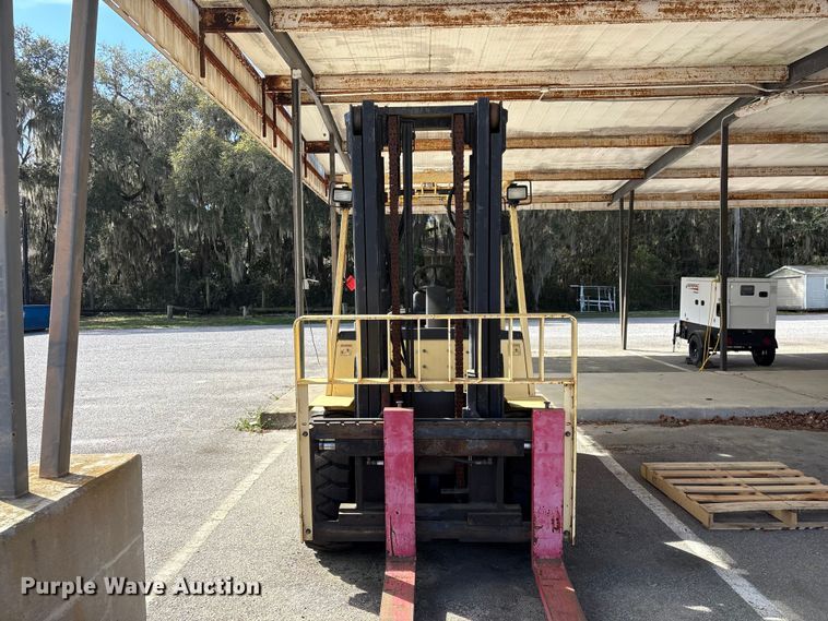 image for item EF1032 2012 Hyster 1000 forklift