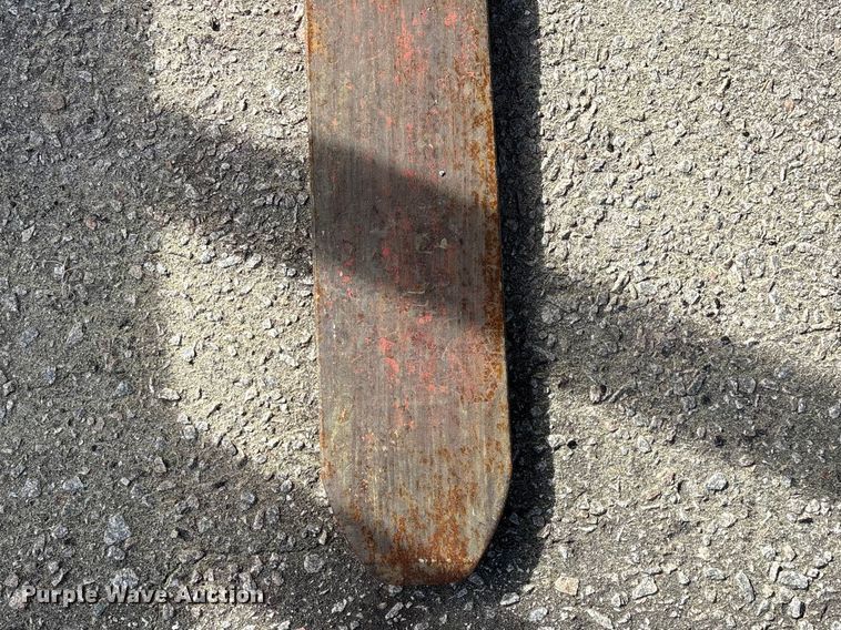 image for item EF1032 2012 Hyster 1000 forklift