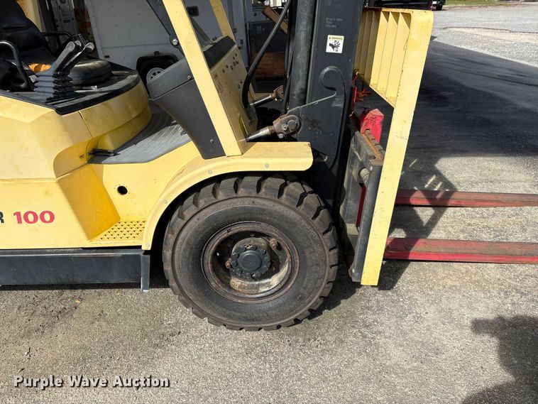 image for item EF1032 2012 Hyster 1000 forklift