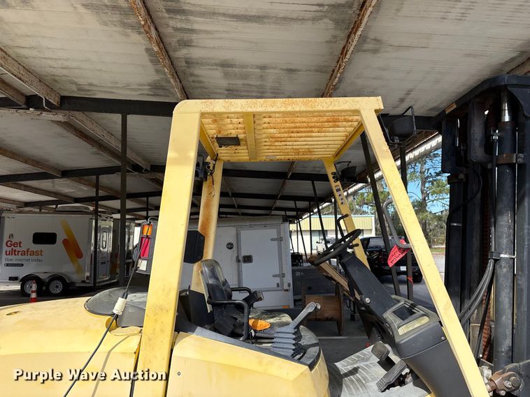 image for item EF1032 2012 Hyster 1000 forklift