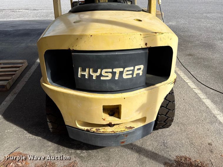 image for item EF1032 2012 Hyster 1000 forklift