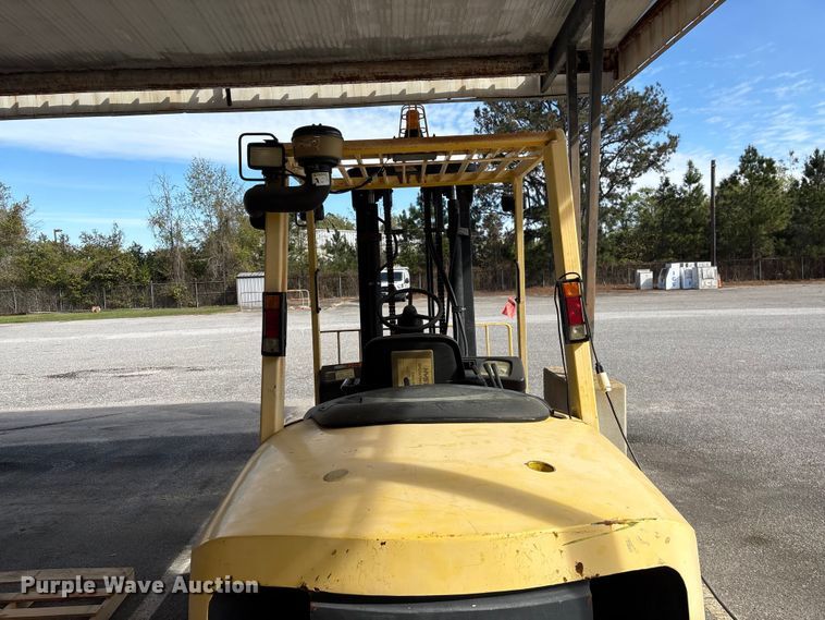 image for item EF1032 2012 Hyster 1000 forklift