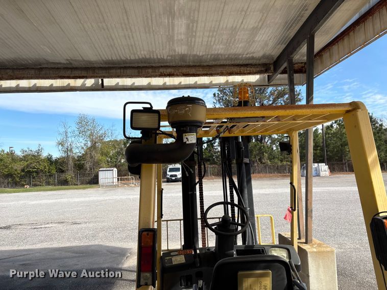 image for item EF1032 2012 Hyster 1000 forklift