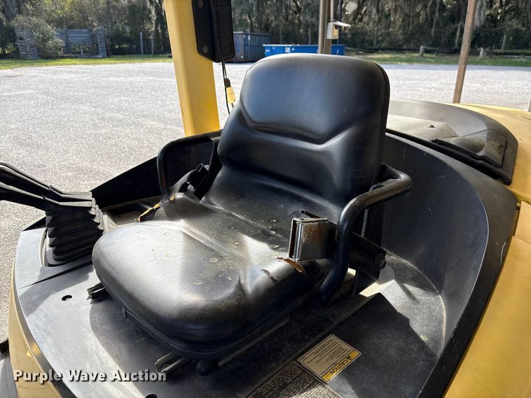 image for item EF1032 2012 Hyster 1000 forklift