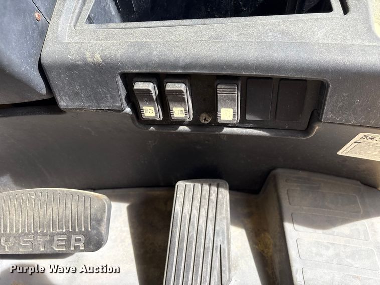 image for item EF1032 2012 Hyster 1000 forklift