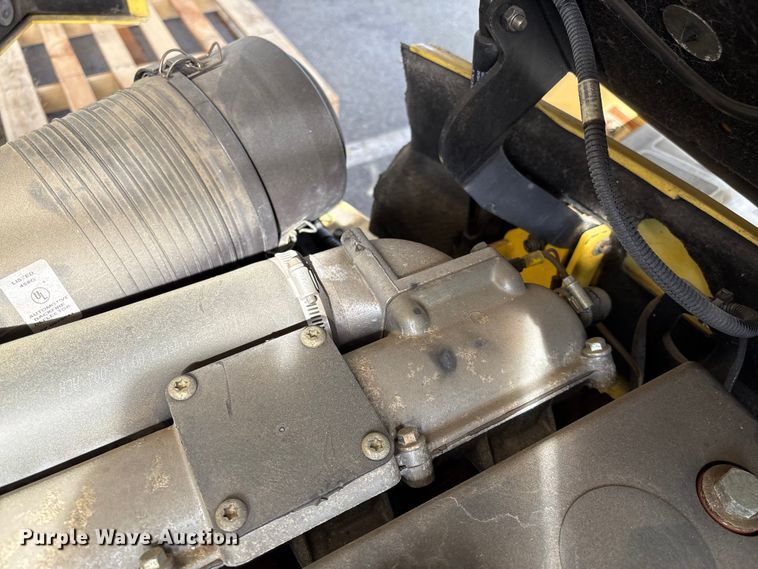 image for item EF1032 2012 Hyster 1000 forklift