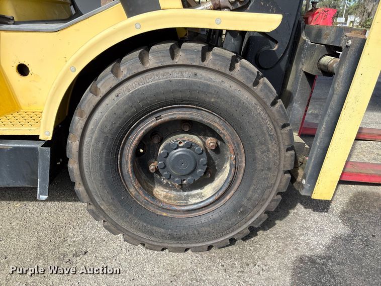 image for item EF1032 2012 Hyster 1000 forklift