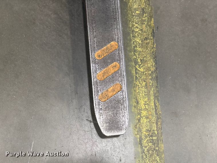 image for item EF1033 2019 Crown SP4050-30 order picker