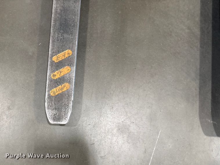 image for item EF1033 2019 Crown SP4050-30 order picker