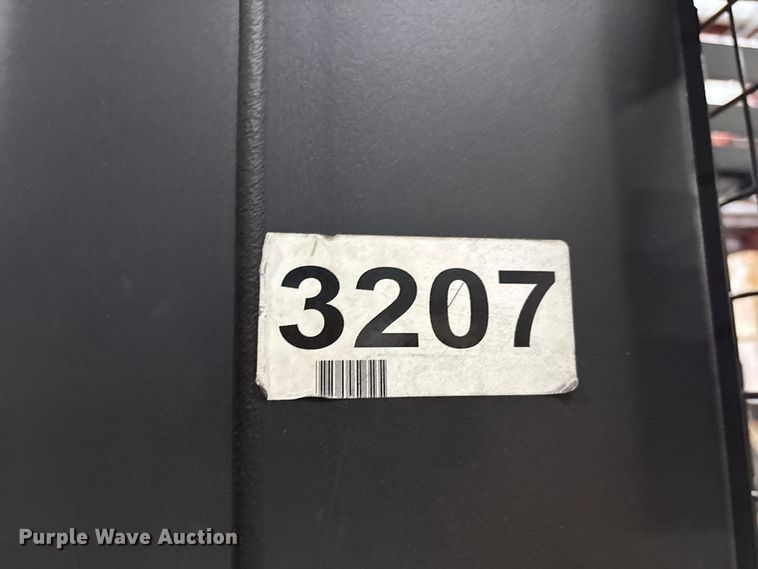 image for item EF1033 2019 Crown SP4050-30 order picker