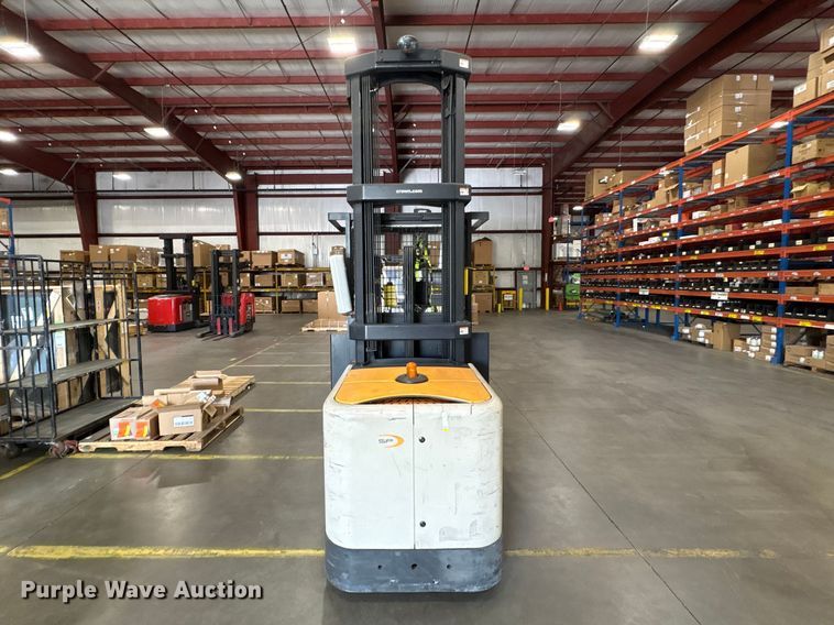 image for item EF1035 2017 Crown SP4050-30 order picker