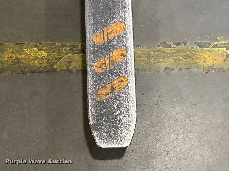 image for item EF1035 2017 Crown SP4050-30 order picker