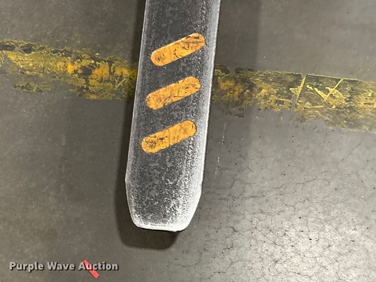 image for item EF1035 2017 Crown SP4050-30 order picker