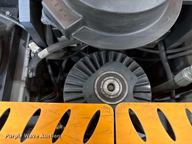 image for item EF1035 2017 Crown SP4050-30 order picker