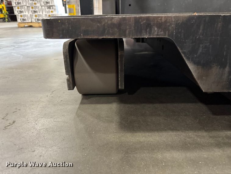 image for item EF1035 2017 Crown SP4050-30 order picker