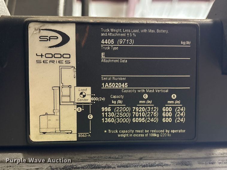image for item EF1035 2017 Crown SP4050-30 order picker