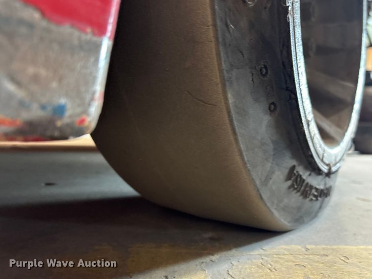 image for item EF1036 2016 Bendi B40IC forklift