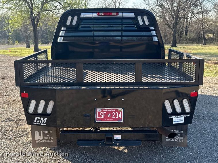 image for item EG1669 2013 Chevrolet Silverado 2500HD Ext. Cab flatbed pickup truck