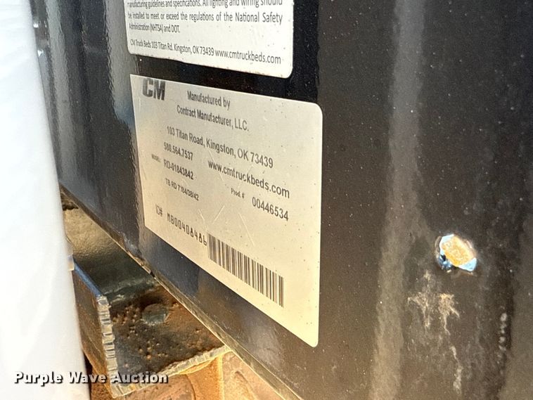 image for item EG1669 2013 Chevrolet Silverado 2500HD Ext. Cab flatbed pickup truck