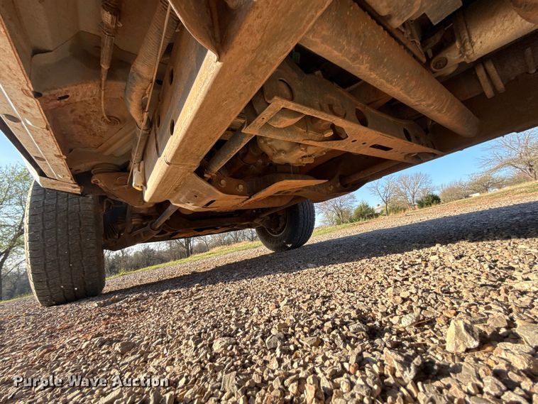 image for item EG1669 2013 Chevrolet Silverado 2500HD Ext. Cab flatbed pickup truck