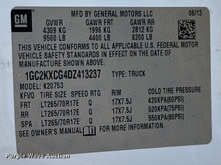 image for item EG1669 2013 Chevrolet Silverado 2500HD Ext. Cab flatbed pickup truck