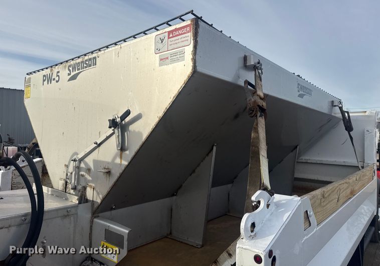 image for item EG1996 2017 Ford F450 Super Duty XL dump truck