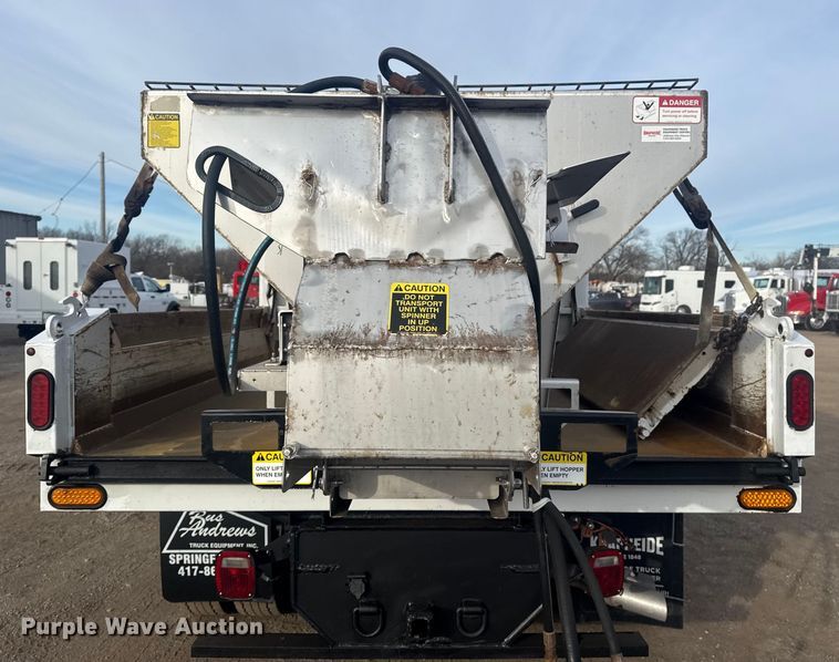 image for item EG1996 2017 Ford F450 Super Duty XL dump truck