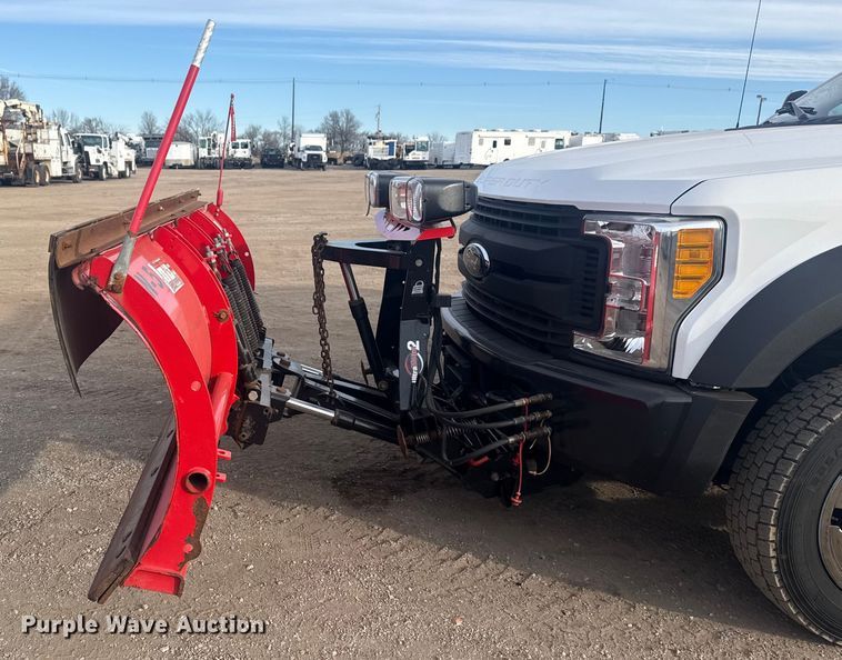 image for item EG1996 2017 Ford F450 Super Duty XL dump truck