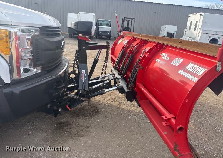 image for item EG1996 2017 Ford F450 Super Duty XL dump truck