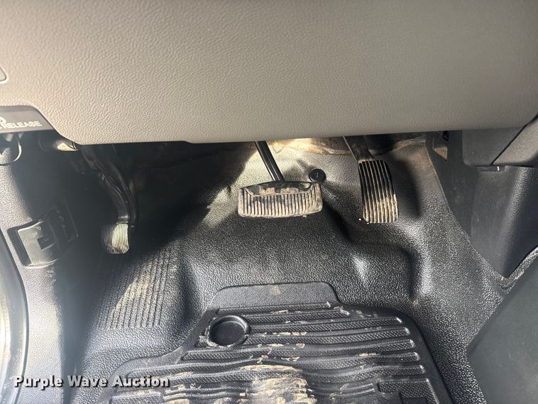 image for item EG1996 2017 Ford F450 Super Duty XL dump truck