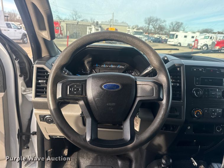 image for item EG1996 2017 Ford F450 Super Duty XL dump truck