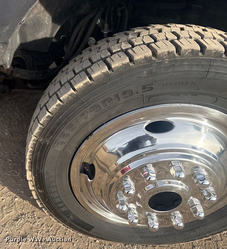 image for item EG1996 2017 Ford F450 Super Duty XL dump truck