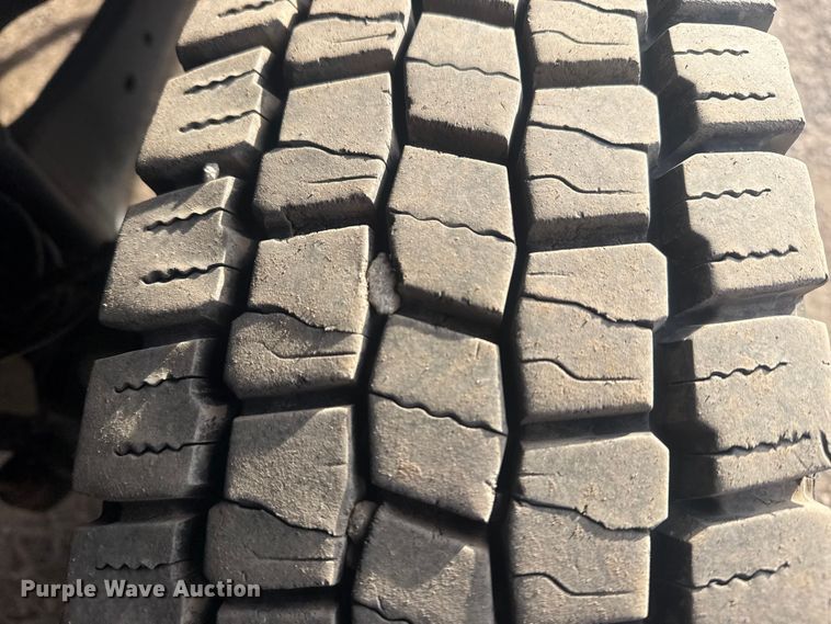 image for item EG1996 2017 Ford F450 Super Duty XL dump truck