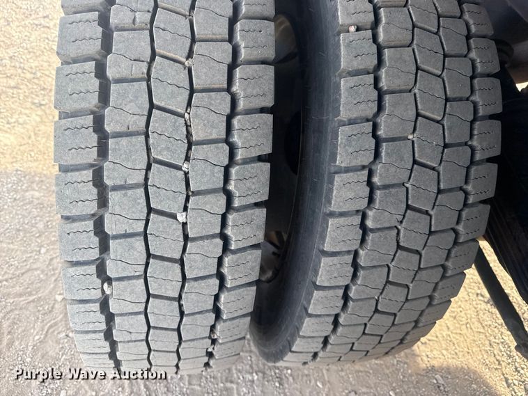 image for item EG1996 2017 Ford F450 Super Duty XL dump truck