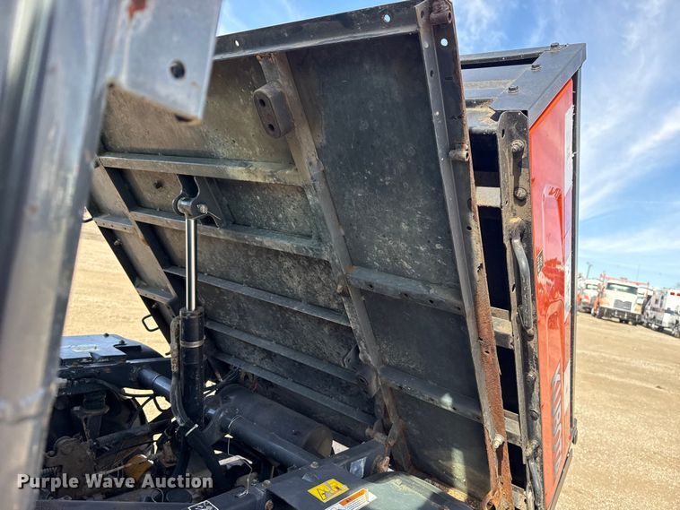 image for item EG2113 2013 Kubota RTV1100 utility vehicle