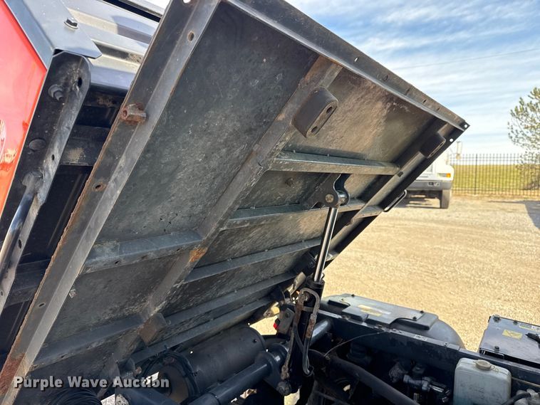 image for item EG2113 2013 Kubota RTV1100 utility vehicle