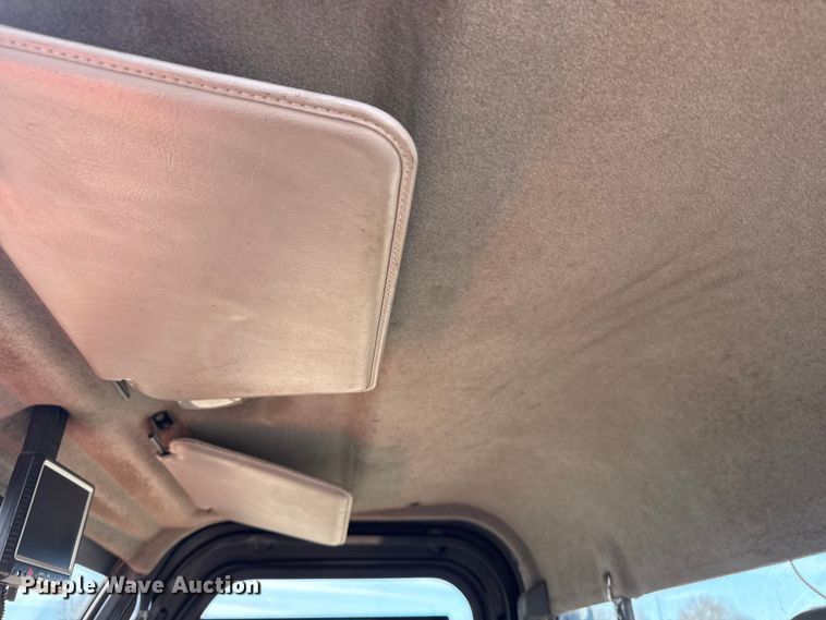 image for item EG2113 2013 Kubota RTV1100 utility vehicle