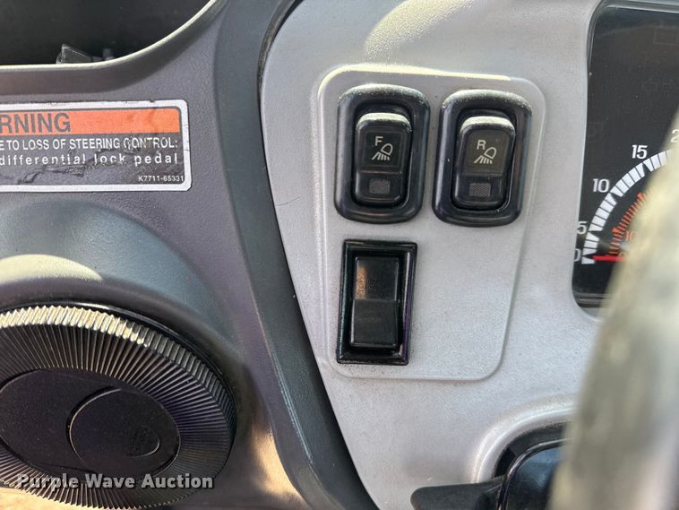 image for item EG2113 2013 Kubota RTV1100 utility vehicle