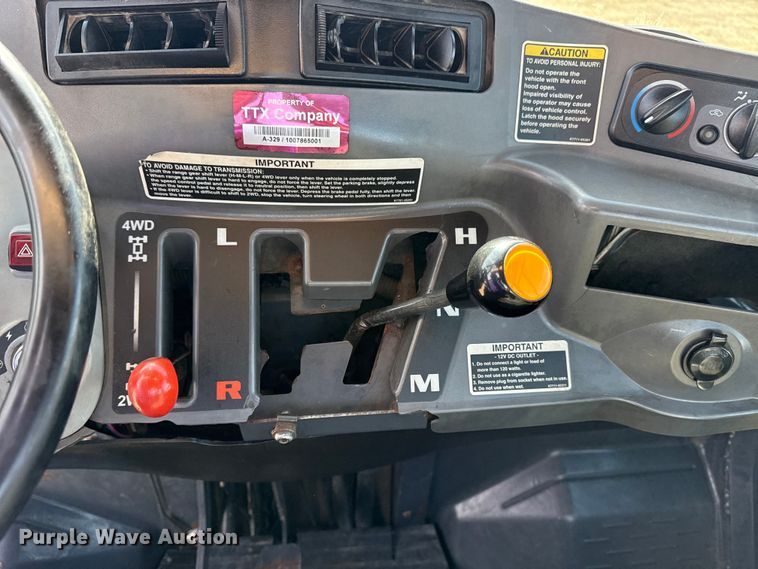 image for item EG2113 2013 Kubota RTV1100 utility vehicle