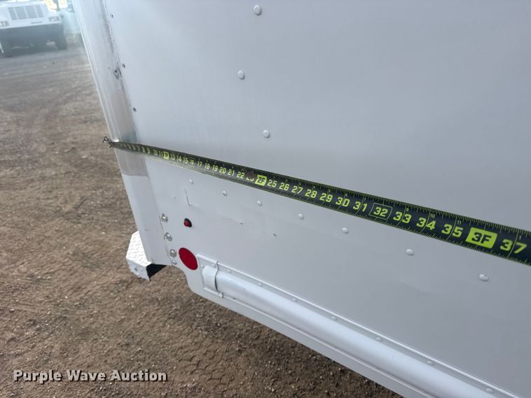 image for item EG2118 2016 Ford delivery truck