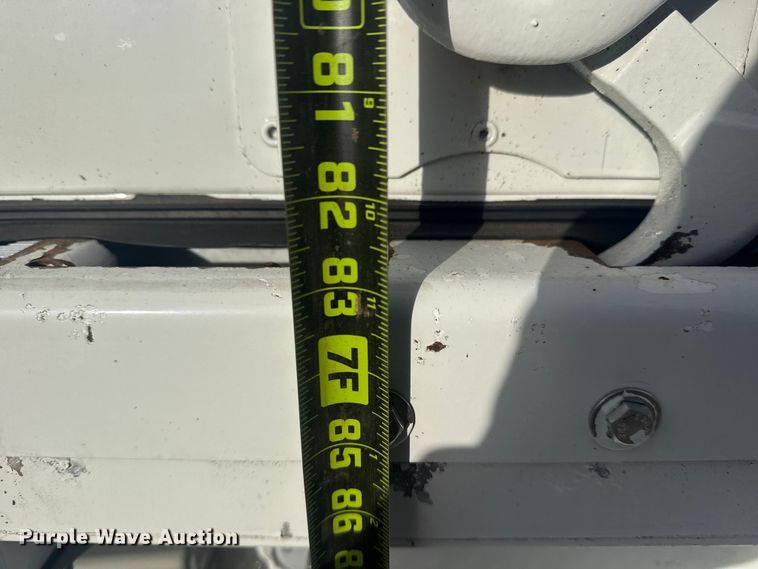 image for item EG2118 2016 Ford delivery truck