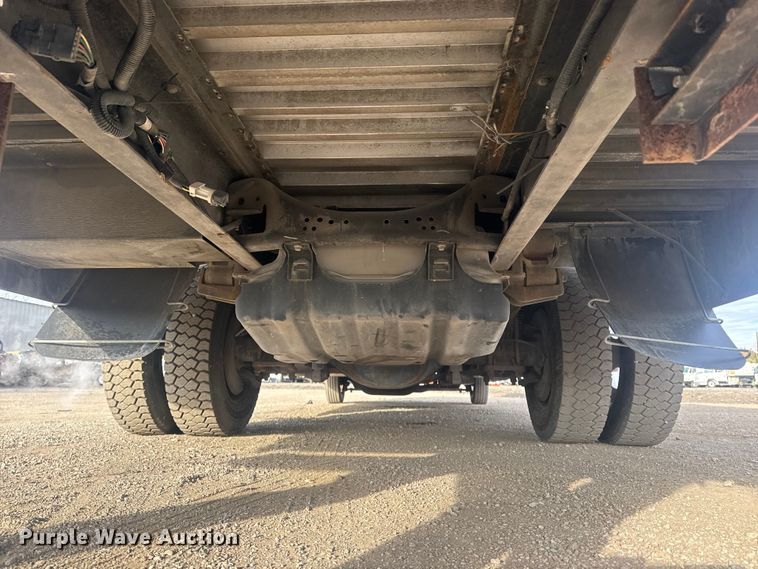 image for item EG2118 2016 Ford delivery truck