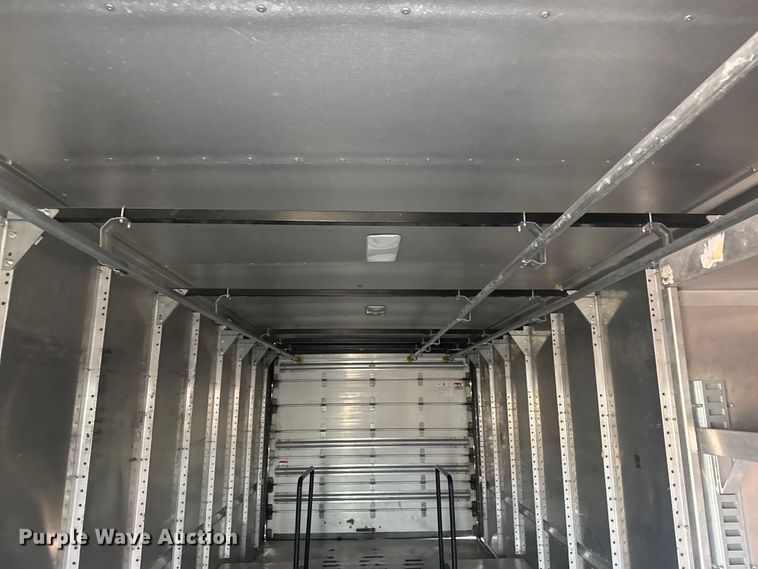 image for item EG2118 2016 Ford delivery truck