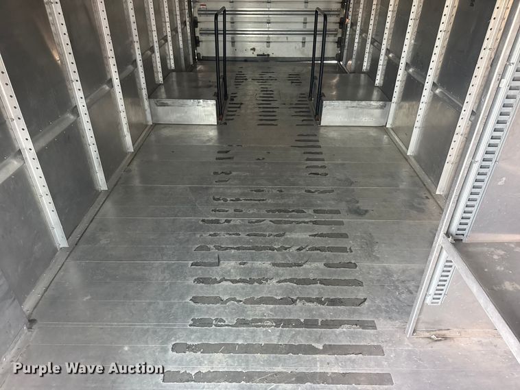 image for item EG2118 2016 Ford delivery truck