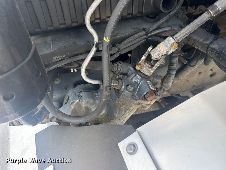 image for item EG2118 2016 Ford delivery truck