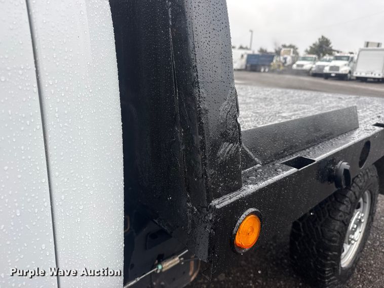 image for item EG2158 2022 Ford F350 Super Duty XL Ext. Cab flatbed pickup truck